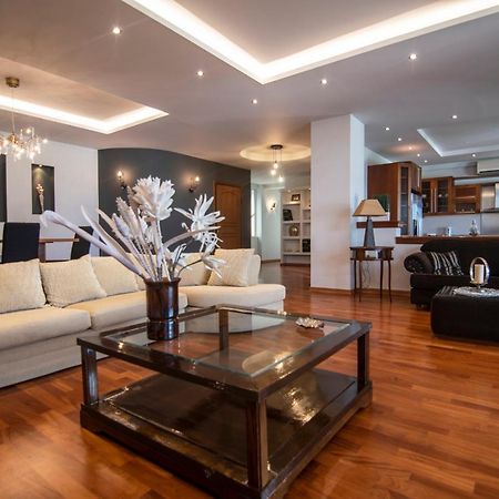 Akrata'S Elegant Luxury Suite Luaran gambar