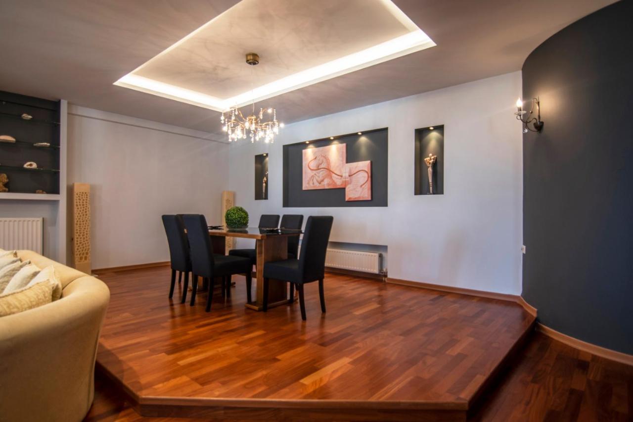 Akrata'S Elegant Luxury Suite Luaran gambar