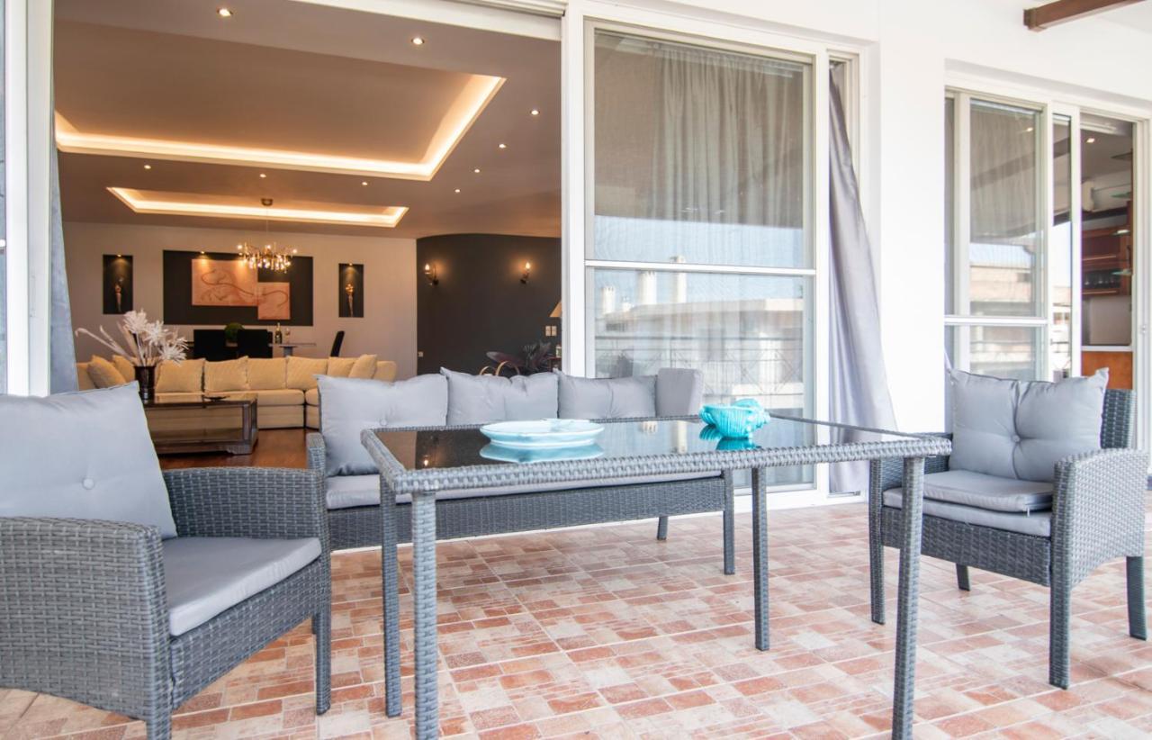 Akrata'S Elegant Luxury Suite Luaran gambar
